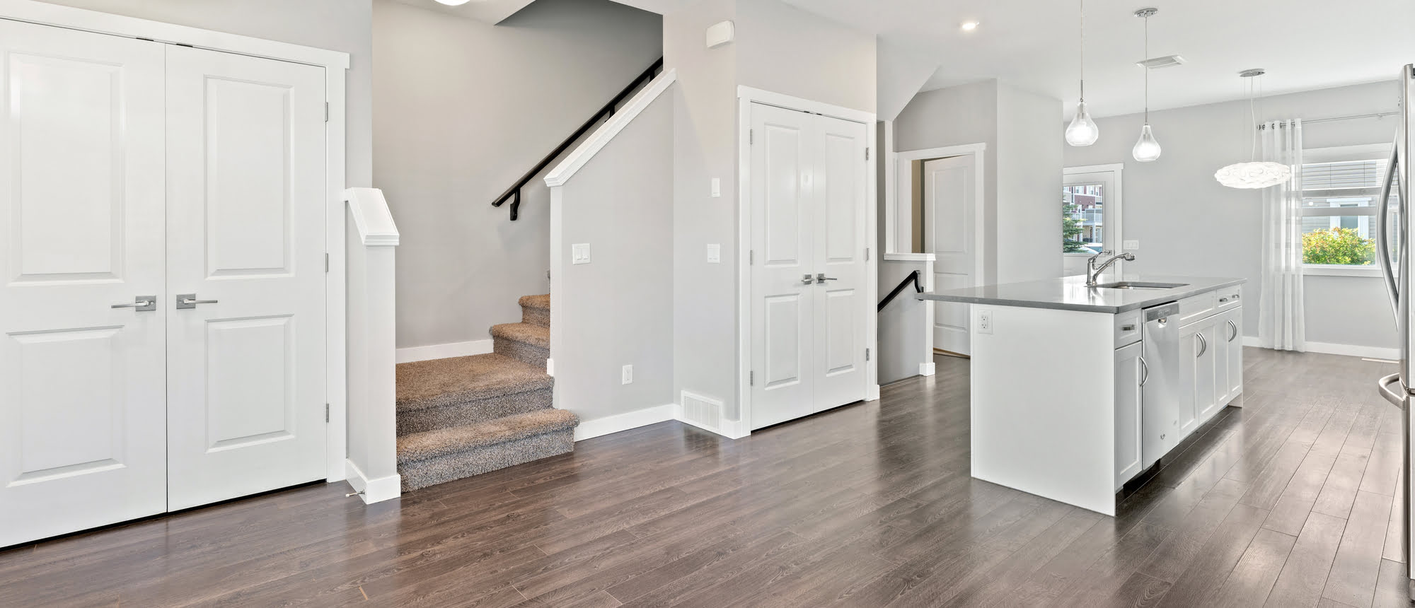 Akustik in der Küche: Hall vermeiden, Wohnqualität steigern